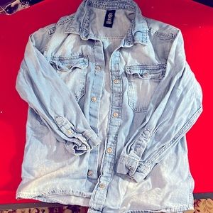 Boys denim size US six worn twice snap button down with pockets